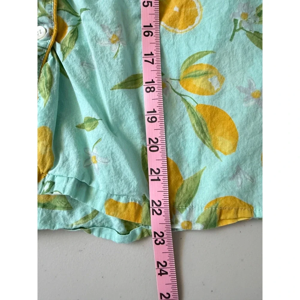 Crafted by Mahogany Lemon Print Pajamas Set‎ Mint Green Yellow Top Shorts Size M